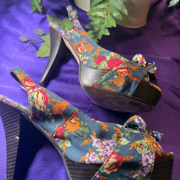 📌Madden Girl Floral Fabric 5 " High Heels Slingback Sandal with Platform - Picture 4 of 14